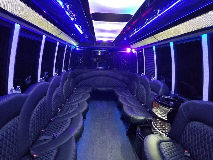 Why Party Bus Rentals in San Francisco Are Ideal for Modern Group Travel